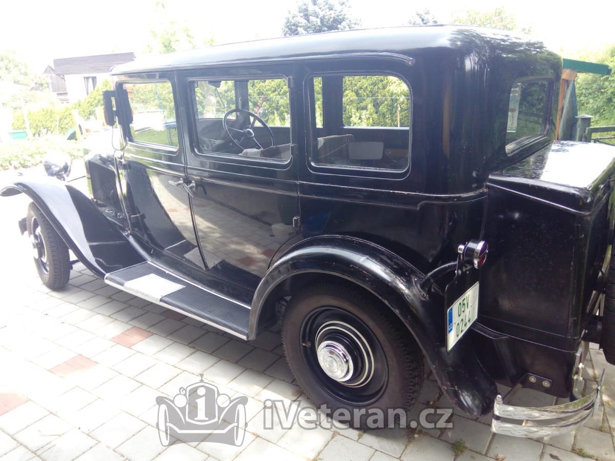 Prodám Renault Vivaquatre r.v. 1932 iVeteran.cz